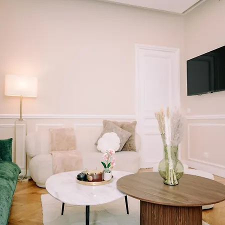 4p-1br - Eiffel Tower View - Fully Renovated - A-c Appartamento *