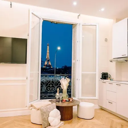 4p-1br - Eiffel Tower View - Fully Renovated - A-c Appartamento *