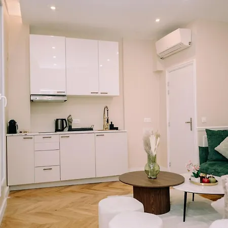 Appartamento 4p-1br - Eiffel Tower View - Fully Renovated - A-c *