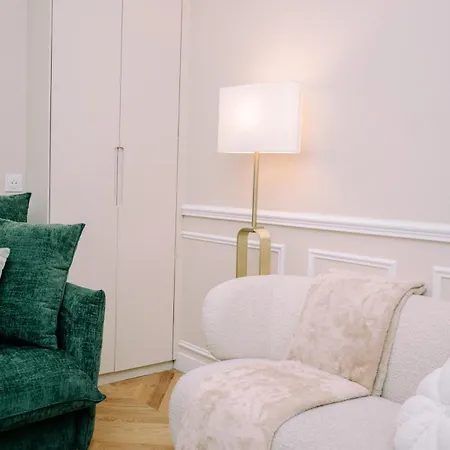 Appartamento 4p-1br - Eiffel Tower View - Fully Renovated - A-c Parigi